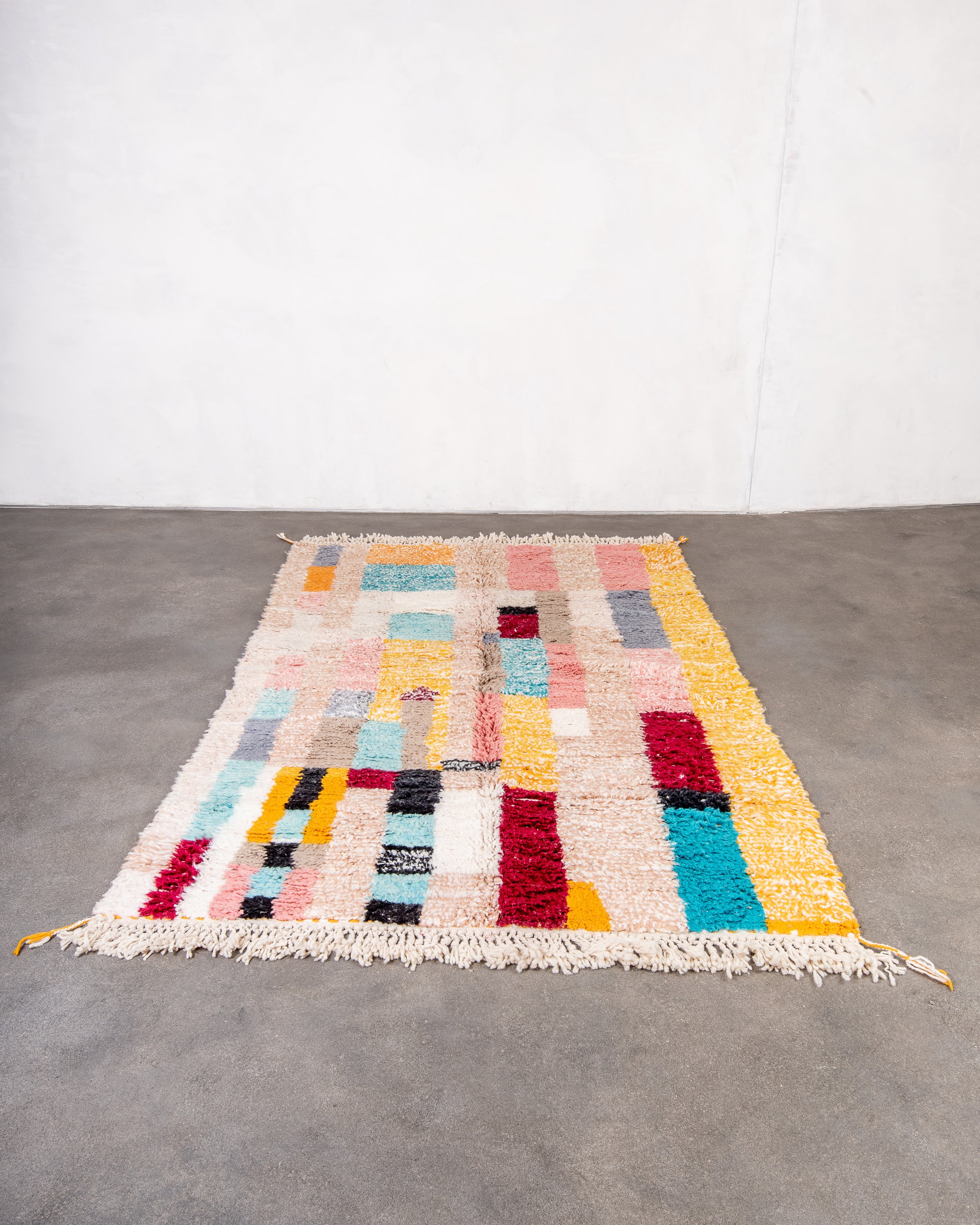 Modern designer handcrafted Berber rug from morocco Beniourain with beautiful colors and patterns